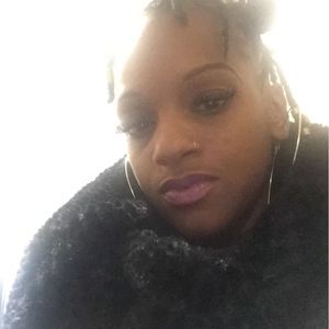 Meet your Posher, Toni